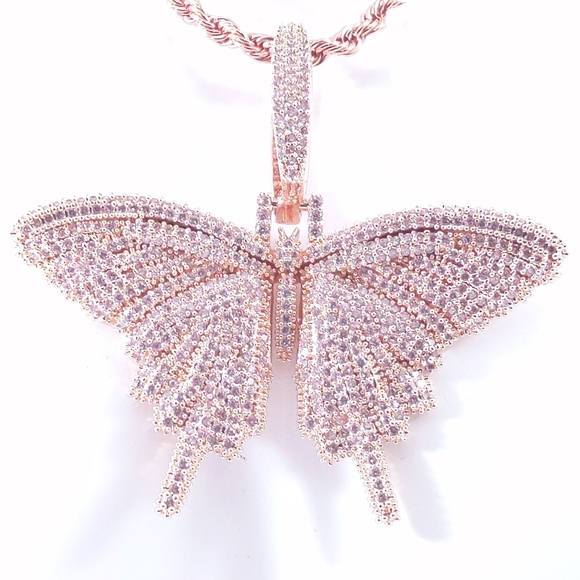 💞 Rose Gold Plated Butterfly Pendant + RGP Chain - Picture 7 of 8
